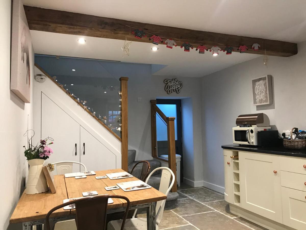 Rustic Retreats Jacks Cottage With Hot Tub & Alpaca Walking Experiences Matlock  Exterior foto