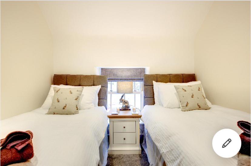 Rustic Retreats Jacks Cottage With Hot Tub & Alpaca Walking Experiences Matlock  Exterior foto